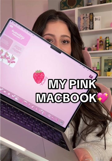 basically the color pink lives in my brain 24/7💖💘🌸💓💞 and i got a couple questions on how i made my apps pink on my macbook so HERES THE TUTORIAL and now we can all have matching pink apps✨💻👩🏻‍💻 #iphone17promax #macbookpro #apple