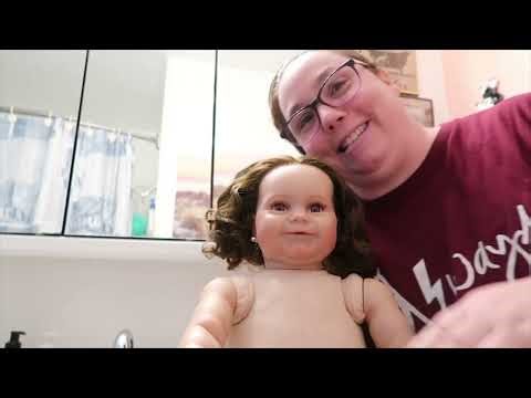How to wash your dolls hair featuring Addie