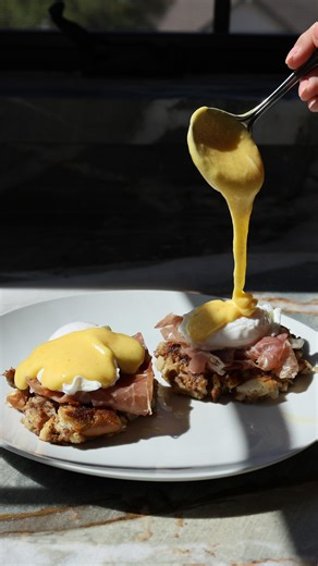 Leftover stuffing, but make it brunch chic. 👀✨ Crisp it up, crown it with a poached egg, drizzle that dreamy hollandaise… and suddenly your day-after Thanksgiving breakfast feels like a whole new gathering. Who’s making this on November 28th? Comment ‘Need this’ for the full recipe! #EggsBenedict #Stuffing #ThanksgivingLeftovers #BreakfastIdeas #Thanksgiving | Gather Together