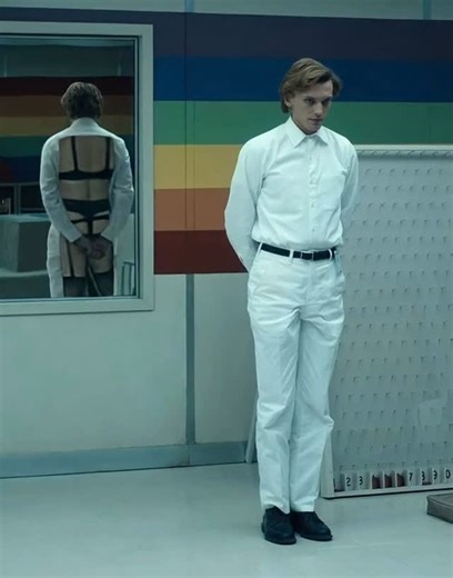 Fearfeast👾 on Instagram: "Things more stranger than stranger things itself….. . . . #strangerthings #netflix #fypreelsシ゚viralシ #explorepage #fyp #fypppppppppppppppppppppppppppppppppppppppppppppppppppppppppppppppppppppp #trendingreels #brainrot #strangerthingsmemes"