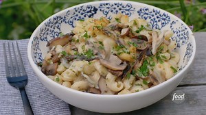 That bubbly, cheesy shot at 5:28 has us like 🤩 🤩 Recreate Michael D. Symon's Marsala and Mushroom Pasta Bake right in your own oven! Subscribe to discovery to stream #SymonsDinners: https://links.discoveryplus.com/h29Mihqeygb. #discoveryplus Get the recipe: https://foodtv.com/3TlKE9y | Food Network