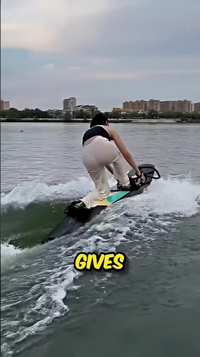 Girl Tries Surfing for the First Time 🌊