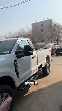 Ford F350 Super Duty with 7.3L V8 The Real Heavyweight Pickup Built for Big Jobs