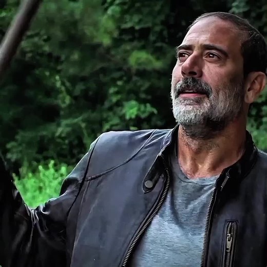 تشهد ايامي 💔😔 نيغن العم #negan #نيغن #foryou #fyp #vairal