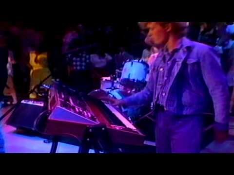 Take On Me - A ha! (American Bandstand 1985)