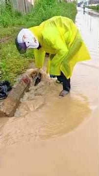 🚧 Flooded Street Revival Thanks to Smart Culvert Tactics!