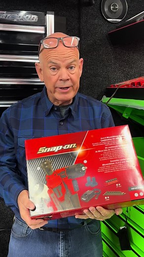 Snap-on 3pc 1/4” impact drive set with sockets!!!