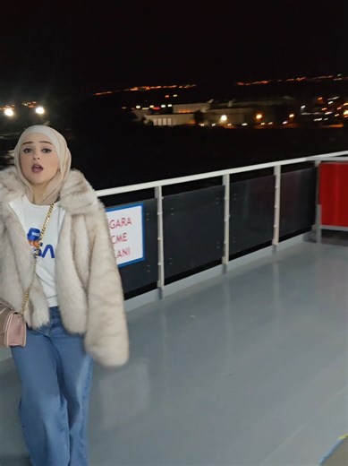 ‏#اليف😂😂