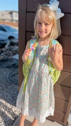 Jamie Scott on Instagram: "It’s been a busy back-to-school season for our family! 🚌 We recently moved into our new home,🏡 the Quintuplets started 1st grade & we are all adjusting to our new routine & schedules! 🎒🙌📚 I finally was able to snag a picture of all the kids….gosh, my kids keep me on my toes! 😜 I’m excited to get back into the swing of things and share more with y’all! ✏️🤍📚🚌 #quintuplets #backtoschool #bigfamily #twinsandmultiples"