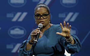 Oprah Winfrey Pays Tribute To Late Mother