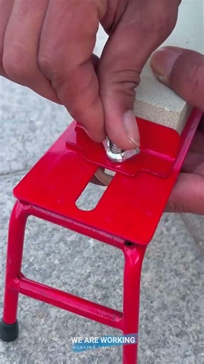 🧰 Compact Whetstone Holder for Knives & Tools Sharpening