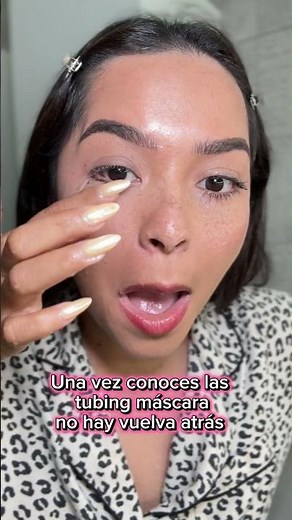 Did you know there are mascaras that can be removed with water but are waterproof? ⬆️
