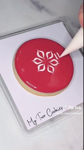 6-Sided Snowflake Cookie Decorating Video