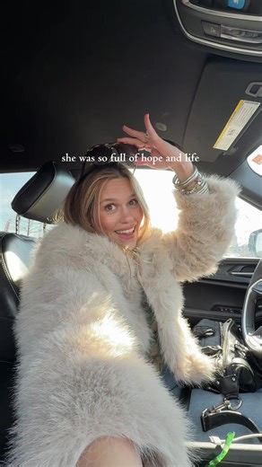 Thrift Shopping for Vintage Clothing: A Natural Fibers Guide