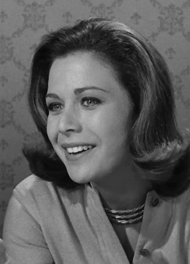 Jan Shutan | Actress