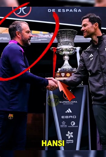 FLICK IS DOSCOVERED! 🤨. #hansiflick #xavialonso #photo #footballvideo #tiktokusa🇺🇸