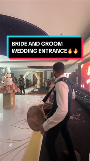 Dhol Drummer Elite Wedding Entrance | Indian Punjabi Vibes