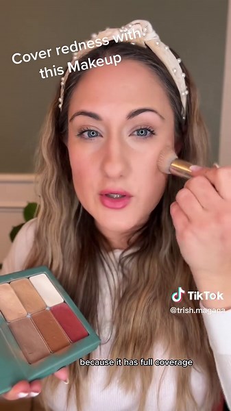 How to Cover Red Cheeks with Makeup: Makeup Hacks for Beginners