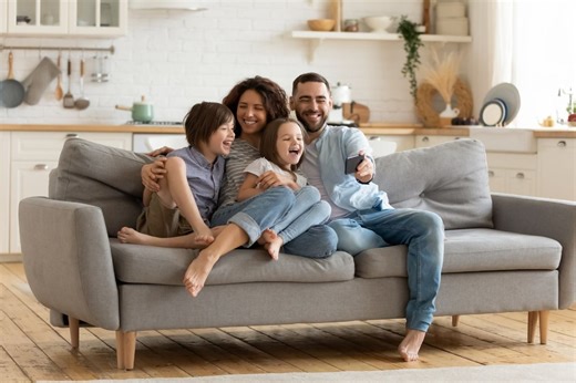 No more dirty sofas, here's an easy, budget-friendly hack to deep-clean your furniture without a vacuum cleaner - Netmums