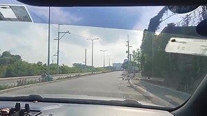 Elite student Using his own car Ford explorer for driving tutorial...