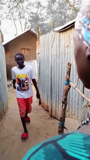 Ma Dee Comedy Performance Featuring Gatgomdoang