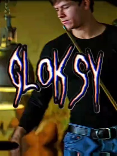 #edit #davidmccall #trend #fyp #fypシ Gloksy Gloksy not again Число Грэма — одно из самых огромных чисел, когда-либо использованных в серьёзной математике. Оно было введено американским математиком Рональдом Грэмом при решении задачи из теории Рамсея. Его размер настолько невероятен, что его невозможно полностью записать обычными цифрами — не хватило бы даже всех атомов во всей наблюдаемой Вселенной. Даже такие гиганты, как гугол (10¹⁰⁰) и гуголплекс (10^(10¹⁰⁰)), по сравнению с числом Грэма прак