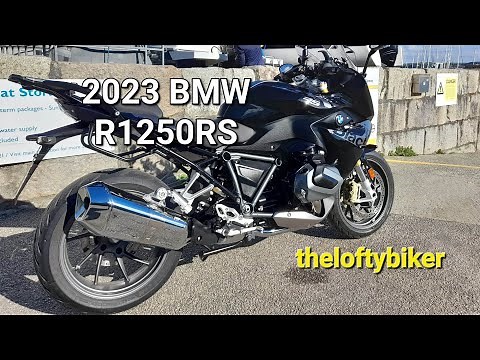 2023 BMW R1250RS Triple Black review