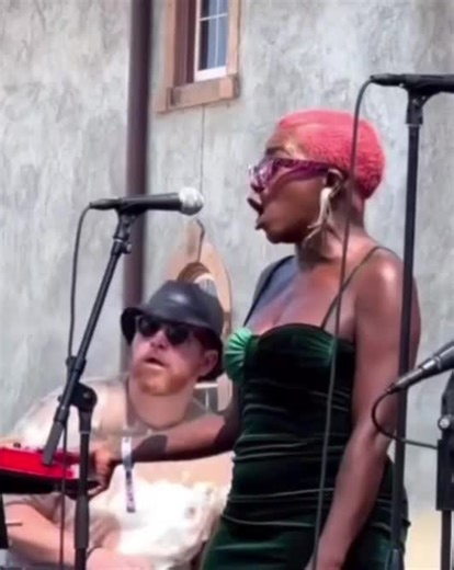 Use Promo Code:VIBES25 at checkout at CityWinery.com under R&B, Soul & Inspiration! Chicago get your tickets now to witness the amazing STOUT perform alongside an all-star lineup March 12th at City Winery Chicago! See u there! #chicago #livemusic #concert #rnb #soul