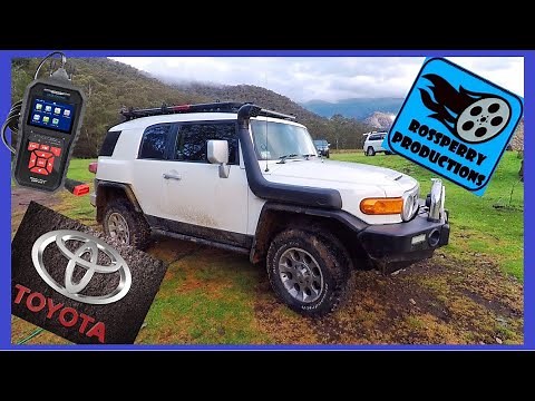 Toyota FJ Cruiser OBD2 Diagnostic Port, Fusebox Locations (Cabin & Engine) + Diagrams