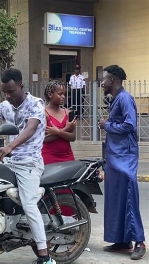 ivy😅🙌 #ellysindani #explodetv #comics #prank #viral