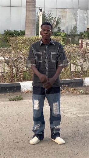Ba Siyan Motar Ba - Karuwa UK Boy Lyrics