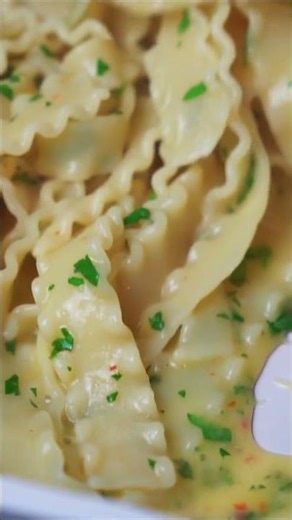 Garlic Butter Pasta in Minutes #easyrecipes #pastatime #pasta