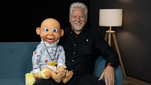 Jediný český břichomluvec Zdenek Polach a jeho Matýsek: Odbourali moderátora vtipnými odpověďmi | FACE TO FACE | Stream