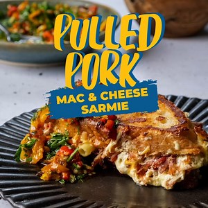 Short on time, big on flavour? ⏱️ Try our Pulled Pork Mac & Cheese Sarmie recipe that will have your family seated before you can even serve🤌🏽. #ItsEskort🐷 | Eskort Food
