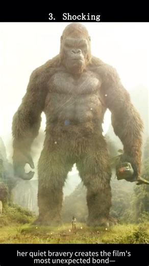 POV: You came for the story, but the story found you… in the form of a 100-foot ape 🦍📸