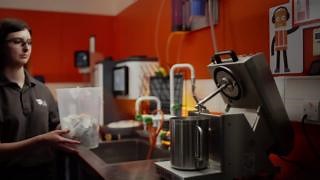 Ever wondered how recyclable your fibre-based packaging actually is? 🤔 DS Smith's new Recyclability Evaluation Service (RES) is here to improve how primary and consumer packaging can contribute to a circular economy. Solutions from RES go beyond standard testing. Our capabilities include comprehensive consultations and specialised testing to meet your specific needs, ensuring your packaging aligns with the highest recyclability standards. Learn more about this innovative new offering: https://b