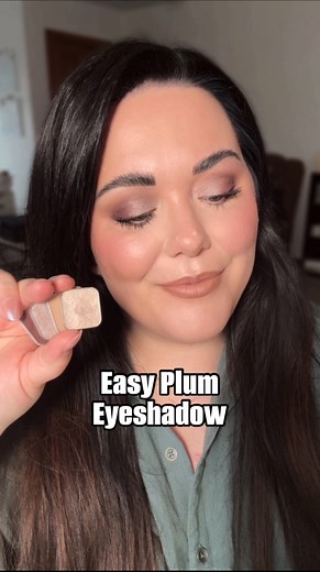 29K views · 363 reactions | Easy Plum eyeshadow tutorial 懶 Venus is such a stunner!  Comment “plum” for the Iink to these and the brushes I used  #plumeyeshadow #easyeyeshadow #eyeshadowinspo #easyeyeshadowtutorial #eyeshadowlooks #wisconsinmakeupartist | Stephanie VanStraten | Facebook