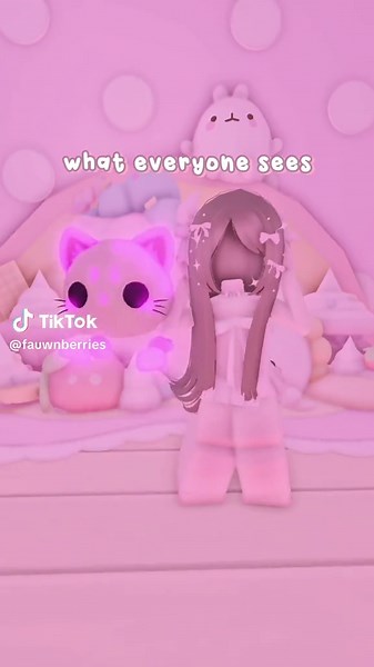um… not my usual post but ye idk what else to post man 😭 i did not expect this little cutie to have such a.. interesting trick icl 😔✌️ll ib: @𑣲 sev ৎ ᕱ⑅ᕱ ll #robloxfyp #adoptmepets #adoptmegiveaway #xyzbca #kawaii ll mochi meow mega hammer giveaway cutecore build house sugarfest new update pls don’t flop why r my vids unavailable..