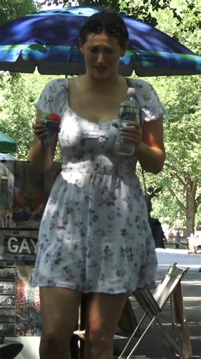 Santa Claus is fartin' to town! 🎅 #fartprank #funny #prank | FartDaddy