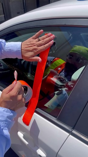 Fix your stuck car window with this simple Duct Tape hack!