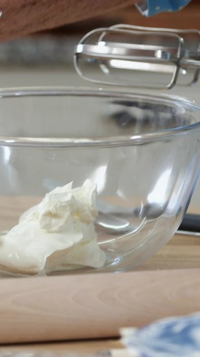 59K views · 1.2K reactions | Mary Berry's no-bake white chocolate and raspberry cheesecake recipe makes cooking look simple. You can store it in your fridge for up to two days before presenting this beautiful pudding at any dinner party. #MaryBerry #MaryBerryEveryday #MaryBerryRecipes | Mary Berry the cook | Facebook