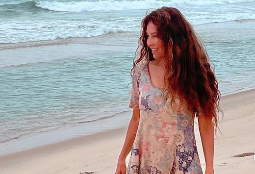 WATCH: Thalia recreates iconic ‘Marimar’ look