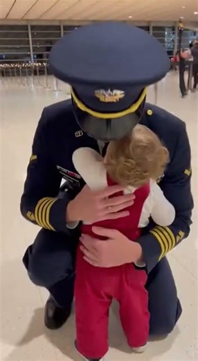 Baby Salutes His Hero Dad 🫡👶❤️ (Emotional Ending) #airportreunion #baby #cute #airport #militarydad