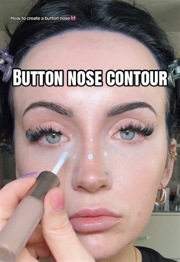 Button nose tutorial using my @Judydoll US highlighter and contour duo! #judydoll #cooltonecontour #nosecontour ##tiktokshopcreatorpicks #tiktokshopcosmetics