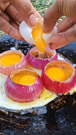 Onion Ring Egg Bulls Eye #cooking #shortsfeed