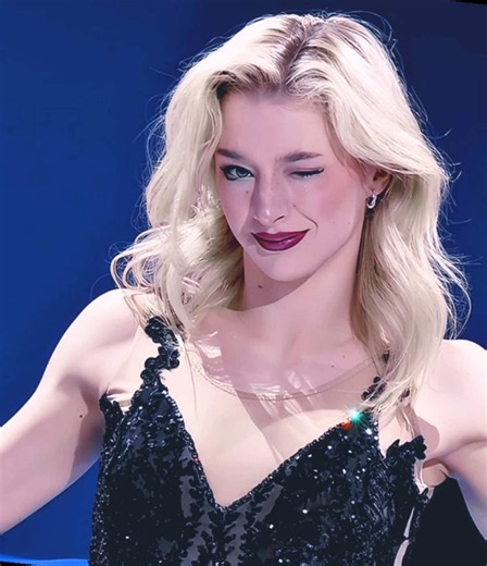 IT’S AMBER DWTS WEEK 1 🥳 I hope she has so much fun with this experience and I’m so excited to watch!!! #amberglenn #figureskating #dwts #dancingwiththestars #amberglennedit @Amber scp: @💌
