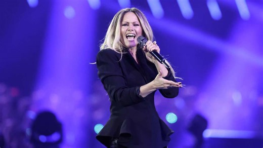 Nach Babypause zurück auf der Bühne: Helene Fischer verzaubert Schweizer TV-Publikum im transparenten Jumpsuit
