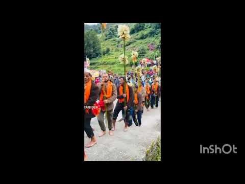 देवी पार्वती अपने मैत में रैबार देते हुए इस गीत को गाती देय लेगी ये ऊचा कैलाश खुद भरा गीत