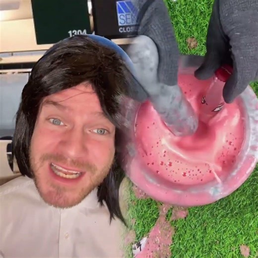 Surbooking… #pourtoi #sketch #humour #fake #Eliotlehanneur