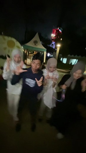 Wawawawawa Trend Dance: Why, Why, Why?